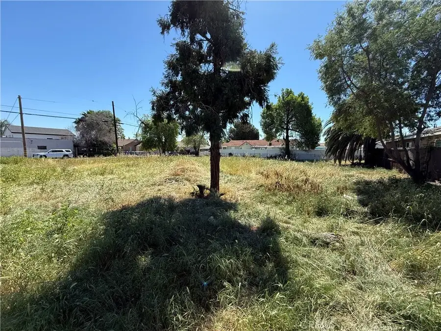 1005 W 8th, San Bernardino, CA 92411 - #2