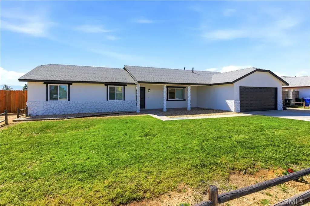 22557 Ojai Road, Apple Valley, CA 92308 - #1