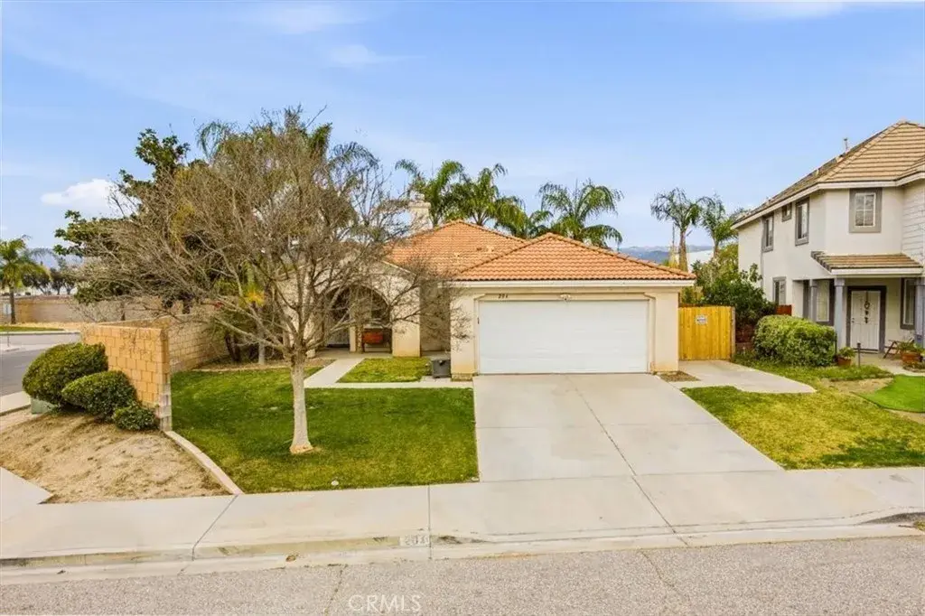 204 E Manchester Lane, San Bernardino, CA 92408 - #1