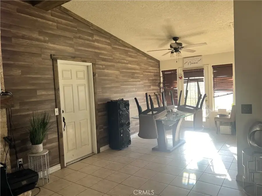 11890 10th, Hesperia, CA 92345 - #2