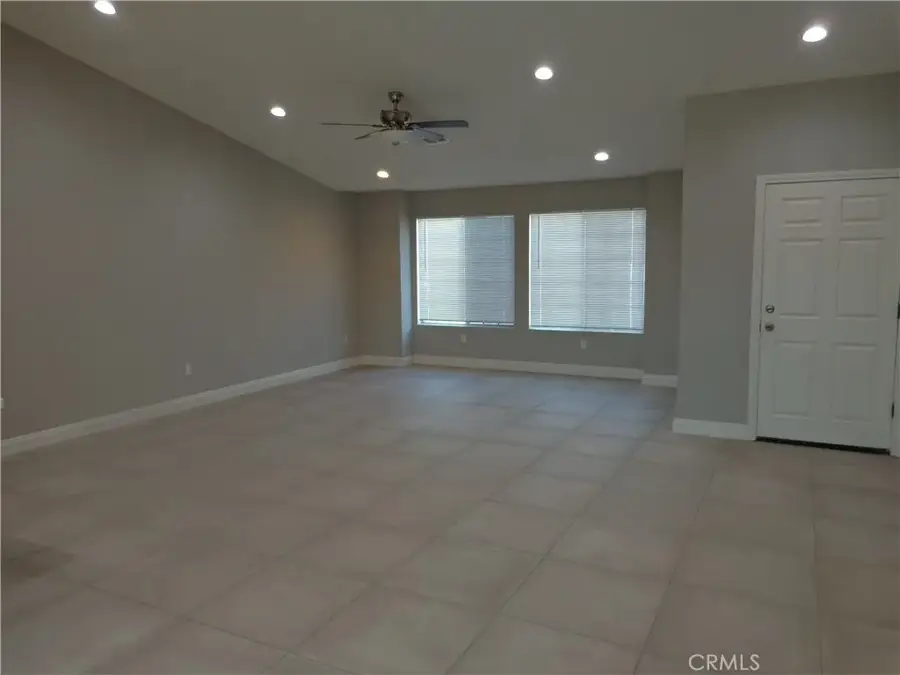 12744 Running Deer, Apple Valley, CA 92308 - #3