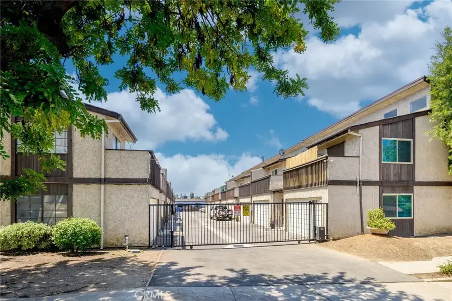 3827 W Avenue 41, Los Angeles, CA 90065 - #2