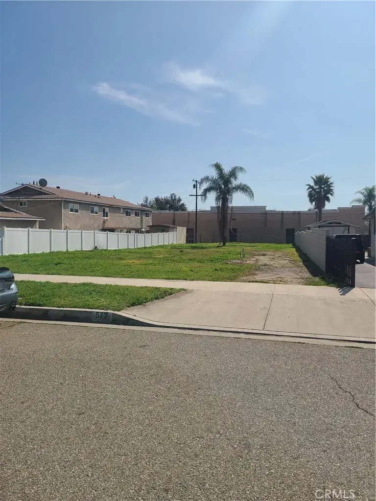 572 West, Upland, CA 91786 - #1