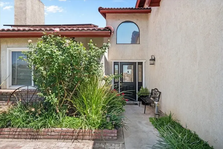 13391 Driftwood, Victorville, CA 92395 - #2