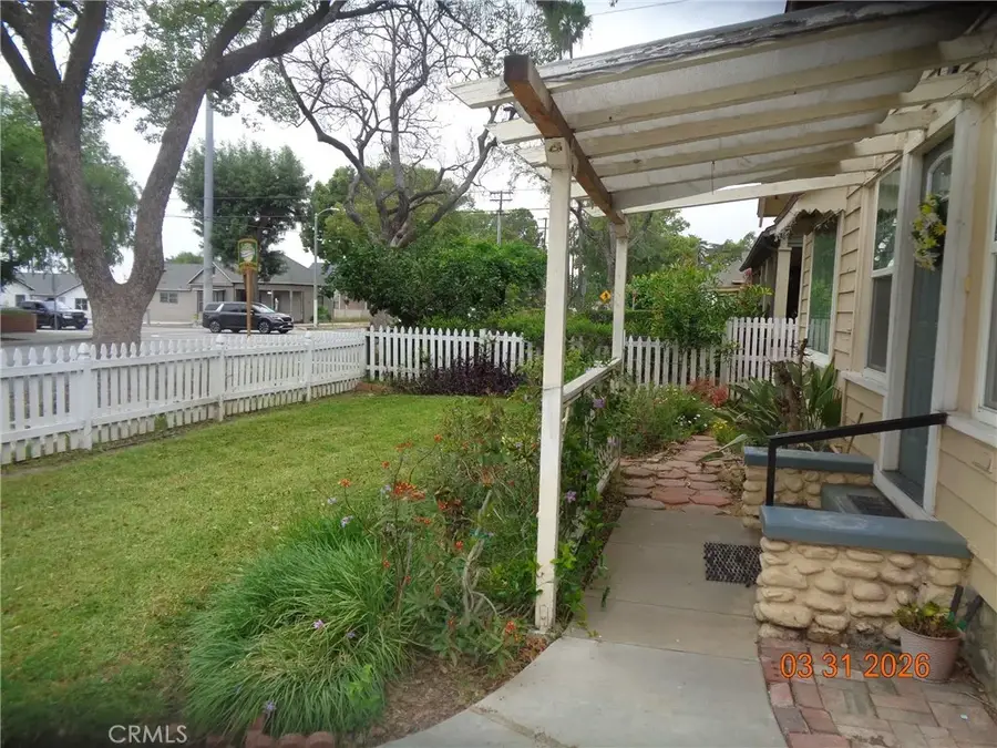 723 E 9th Street, Upland, CA 91786 - #2