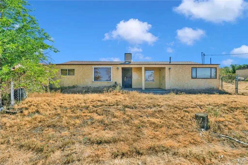 10393 Mockingbird Avenue, Apple Valley, CA 92308 - #1