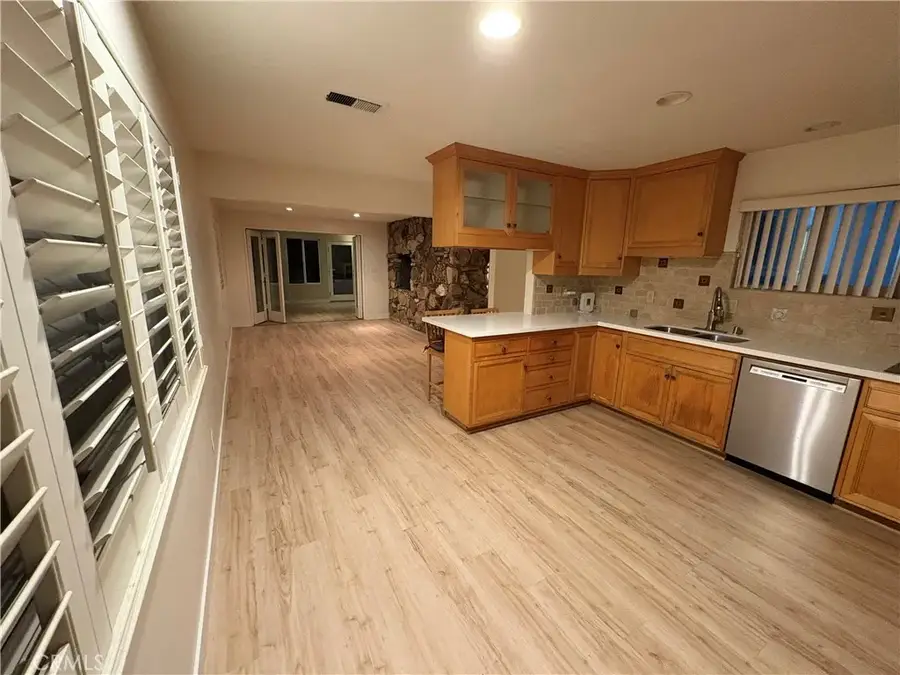 2206 Stratford Way, La Verne, CA 91750 - #3