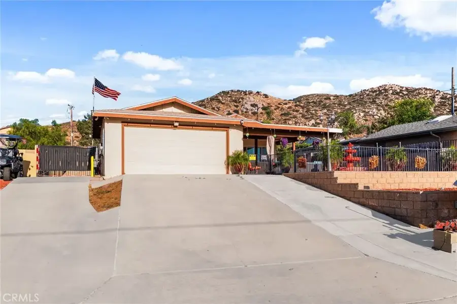 2841 Huerta, Norco, CA 92860 - #2