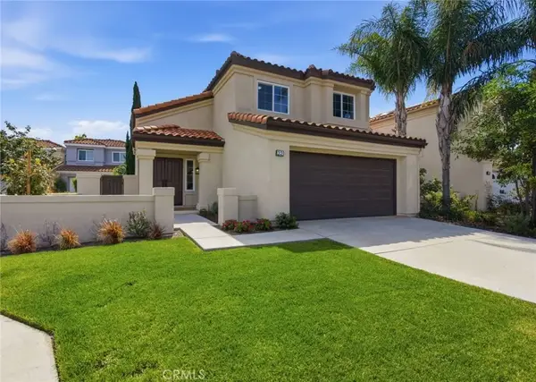 32 Comiso, Irvine, CA 92614