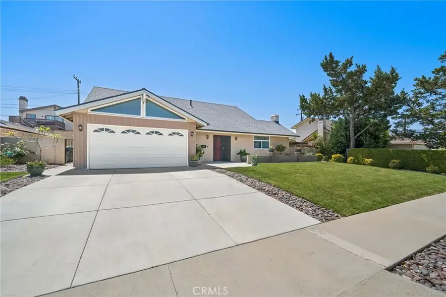 460 W Mission Road, Corona, CA 92882 - #3