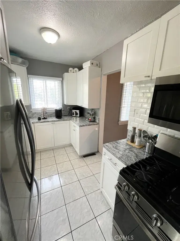 8205 Stanford, Los Angeles, CA 90001 - #3