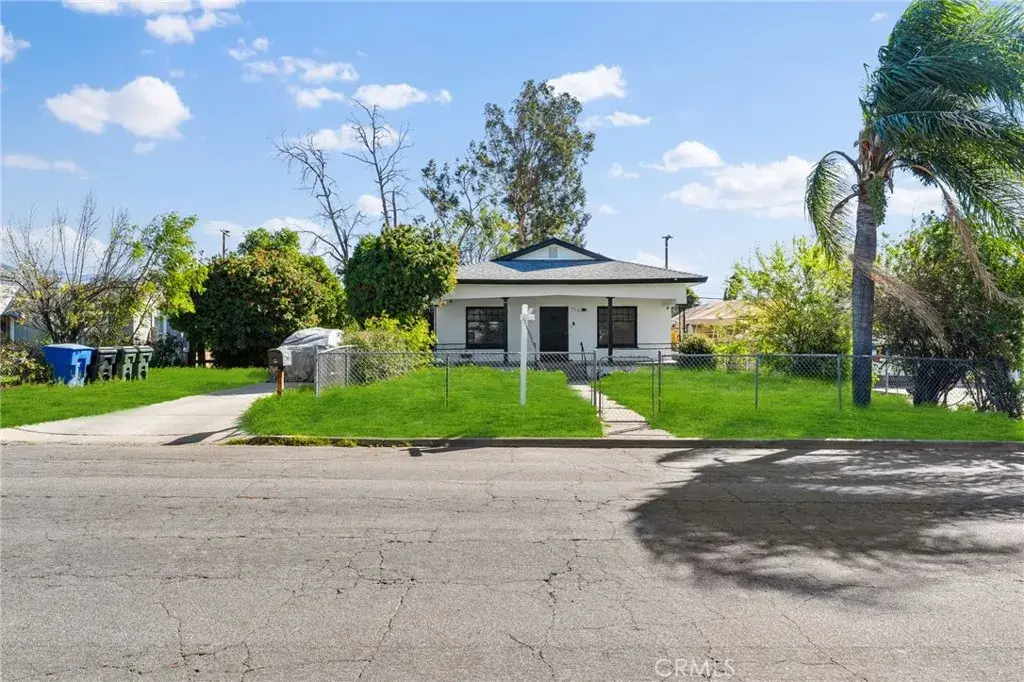 1325 Cedar, San Bernardino, CA 92404 - #1