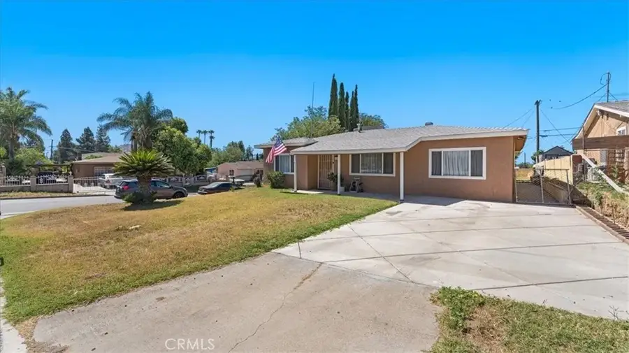 5654 Raye, Jurupa Valley, CA 92509 - #2