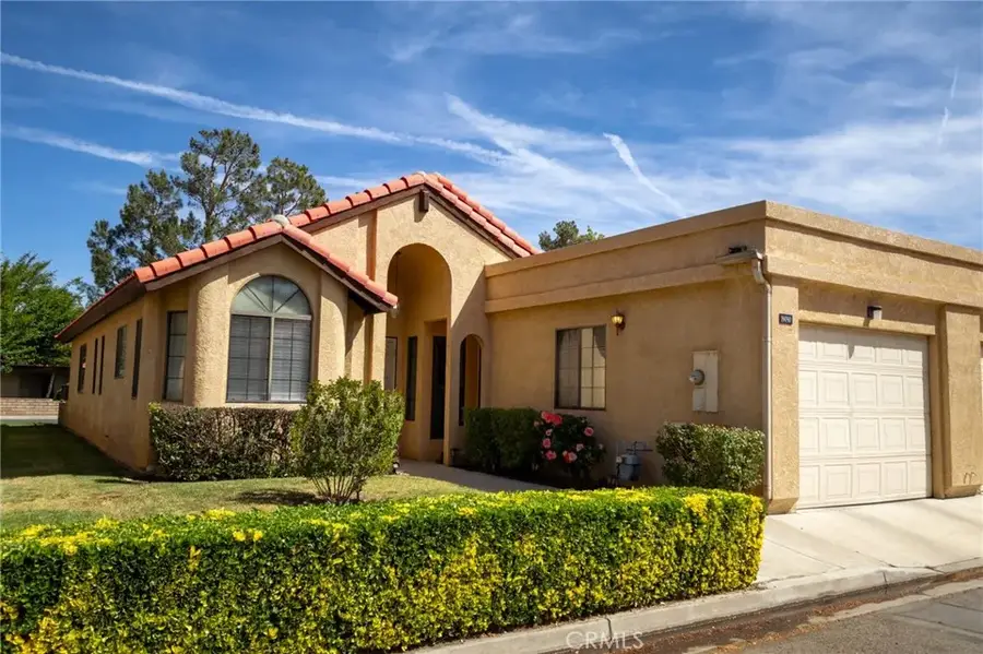 19090 Frances, Apple Valley, CA 92308 - #2