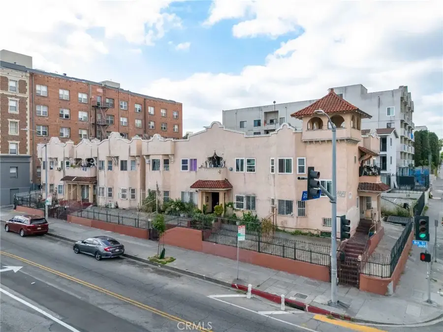 2214 W 8th, Los Angeles, CA 90057 - #3