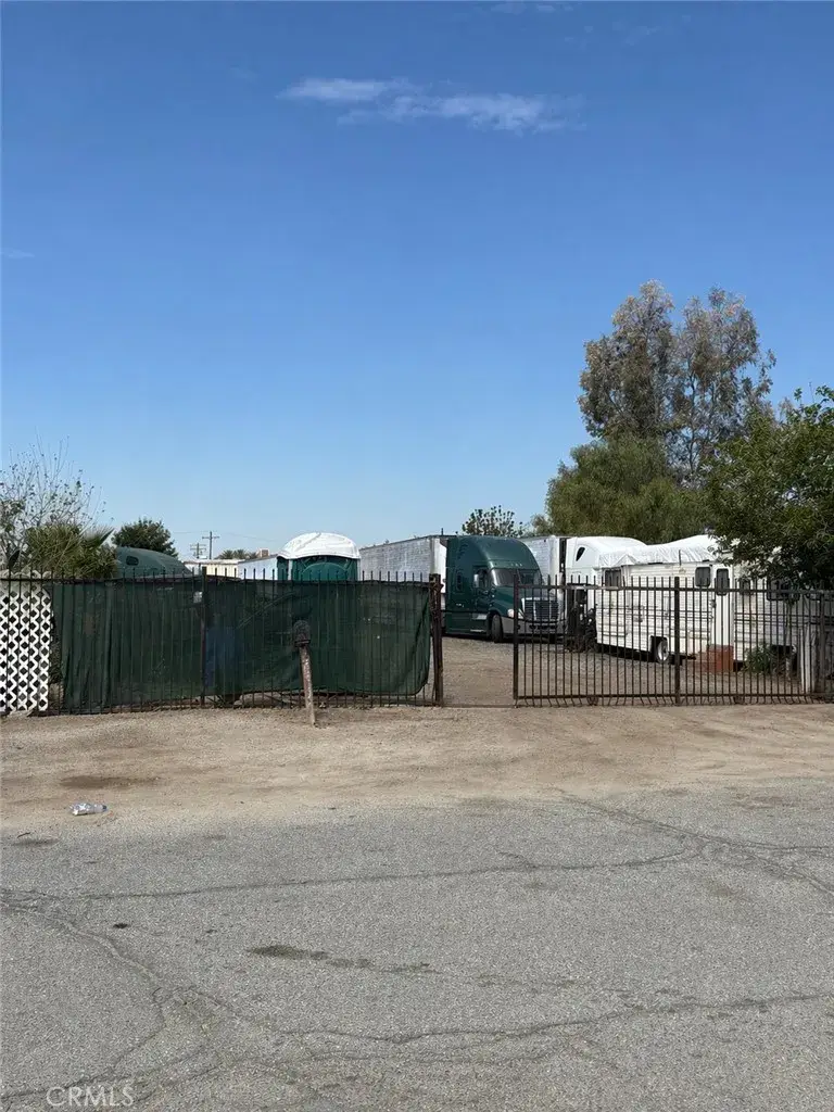 2350 S Artesia, San Bernardino, CA 92408 - #2