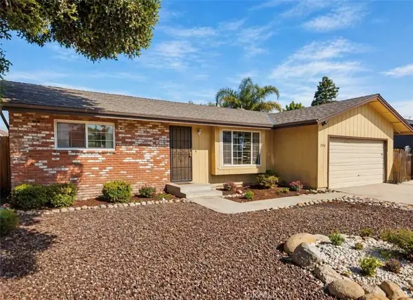 2908 S Martin Street, Visalia, CA 93277