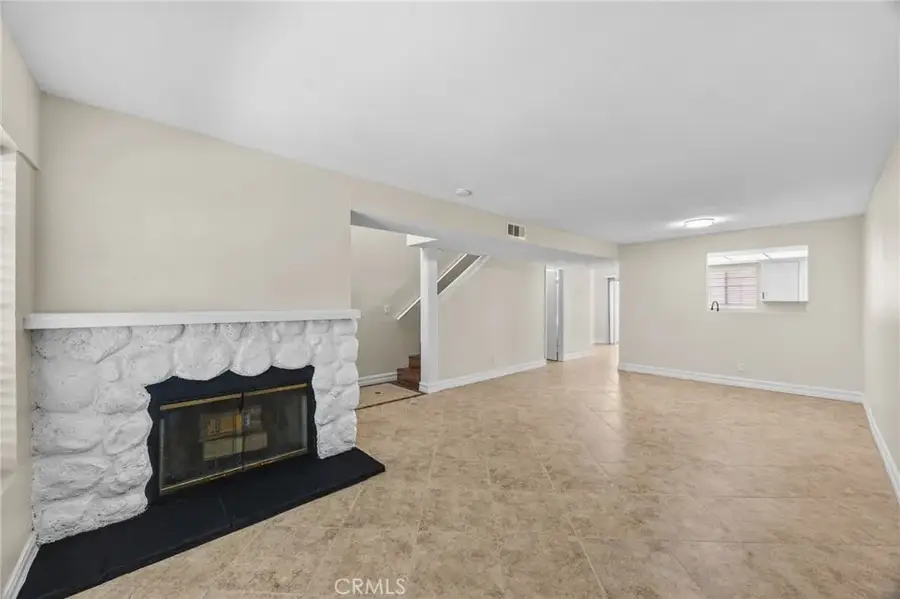 174 W Walnut #B, Rialto, CA 92376 - #2
