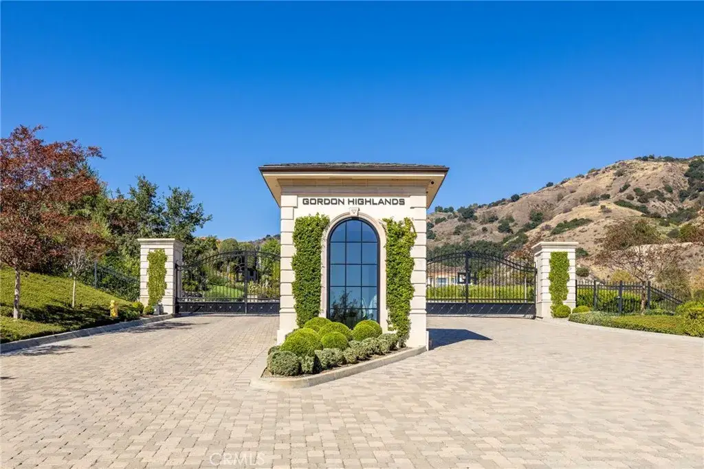 657 Gordon Highlands, Glendora, CA 91741 - #1