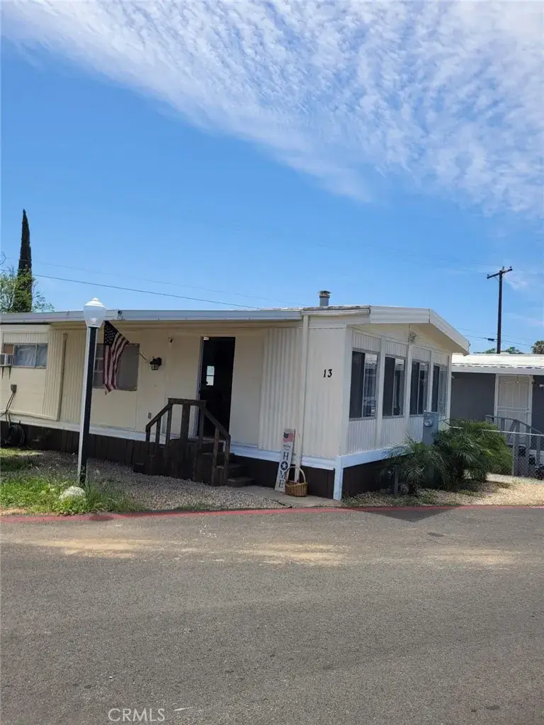 12655 2nd. #13, Yucaipa, CA 92399 - #3