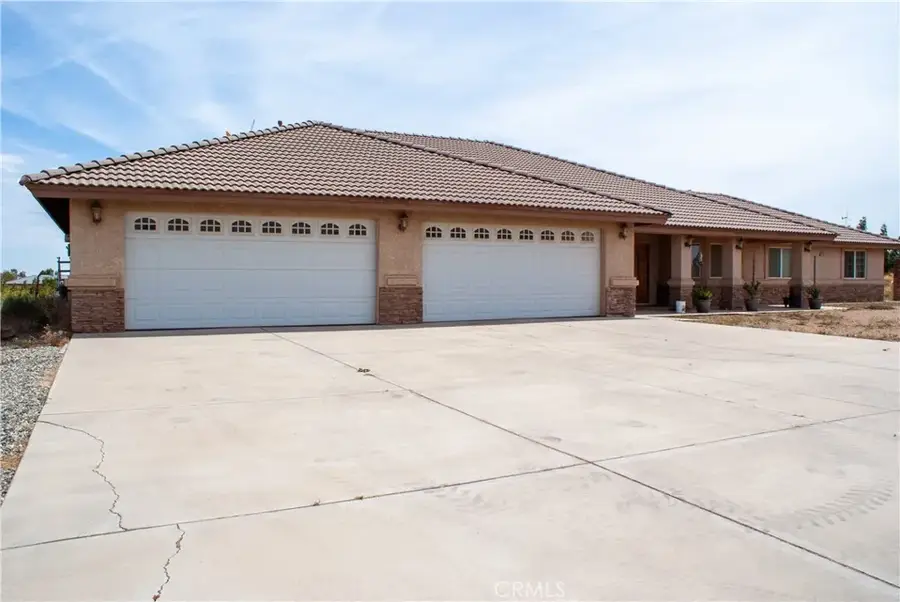 8465 Cedar Court, Phelan, CA 92371 - #3