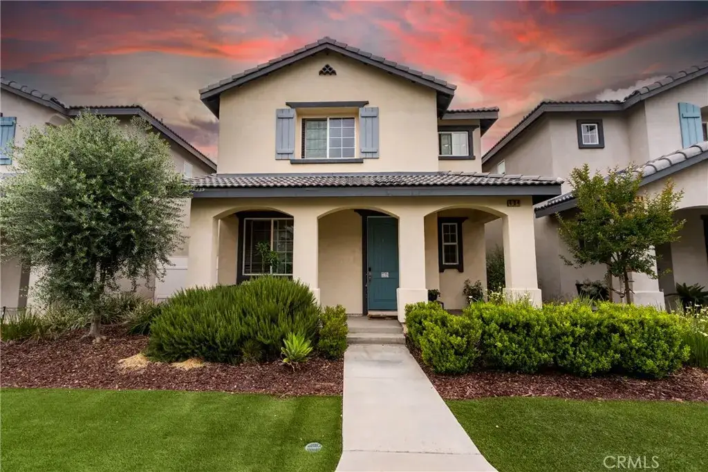 404 Garden Way, Colton, CA 92324 - #1