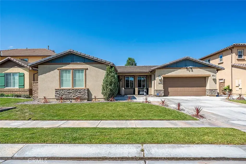 10850 Calle Bella, Riverside, CA 92503 - #1