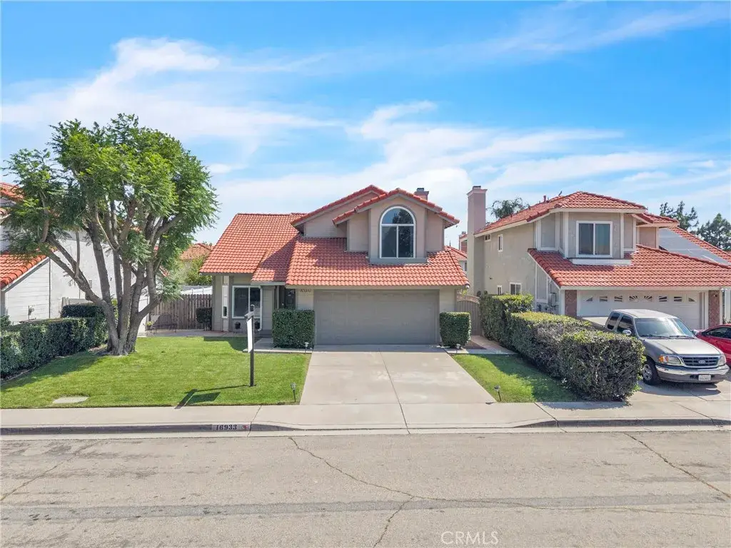 16933 Farwell, Fontana, CA 92336 - #1