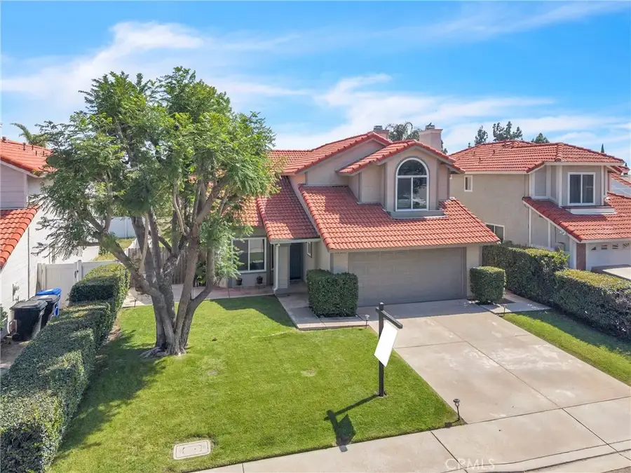 16933 Farwell, Fontana, CA 92336 - #3