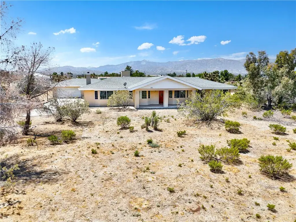 2837 Sequoia Road, Pinon Hills, CA 92371 - #1
