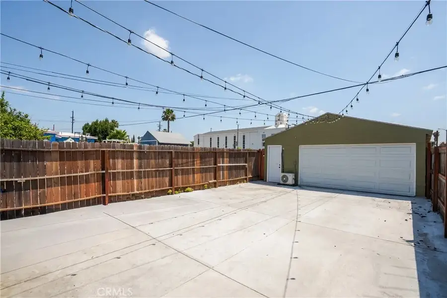 3432 Arlington, Los Angeles, CA 90018 - #3