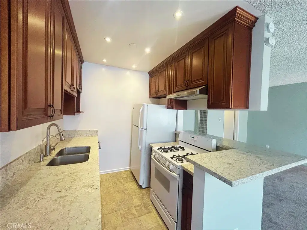 1522 S Centinela Ave #204, Los Angeles, CA 90025 - #1