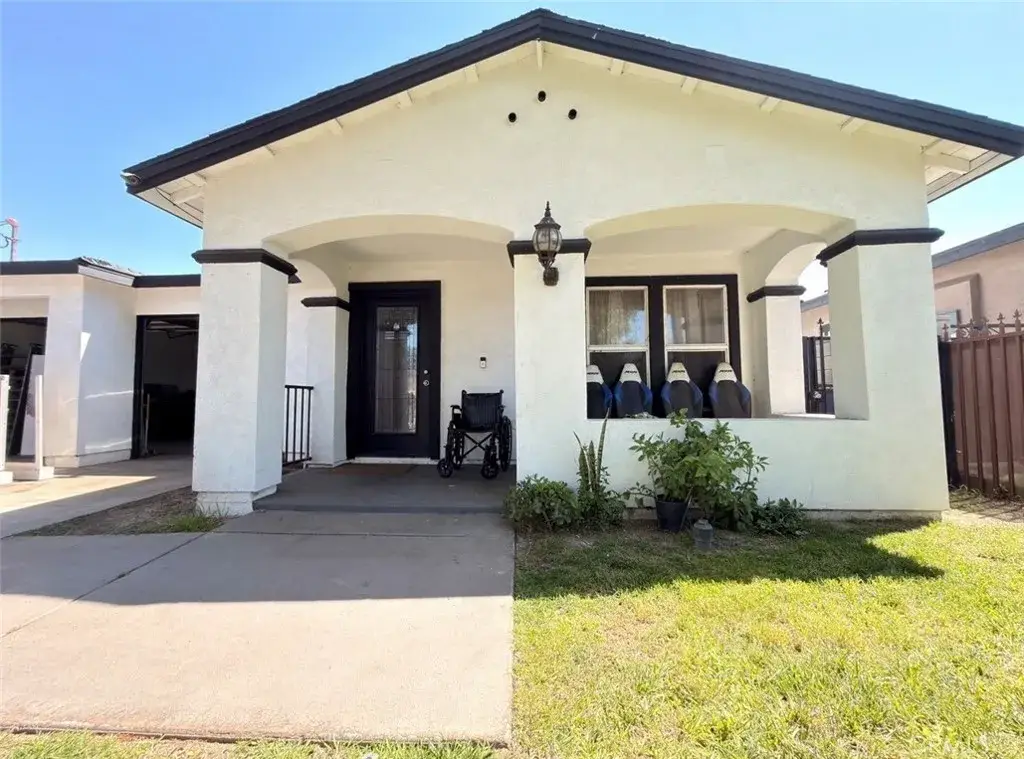835 Victoria, San Bernardino, CA 92410 - #1