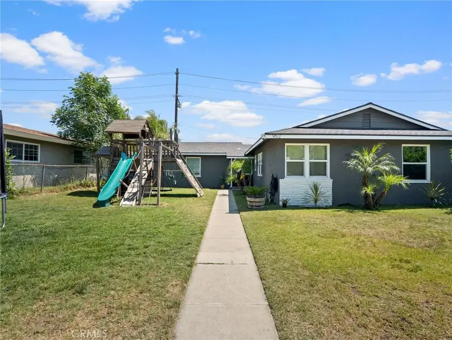 952 E La Verne, Pomona, CA 91767 - #2