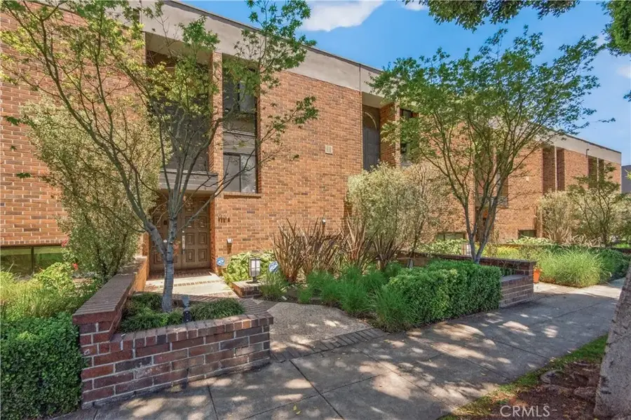 9321 Burton Way #A, Beverly Hills, CA 90210 - #2