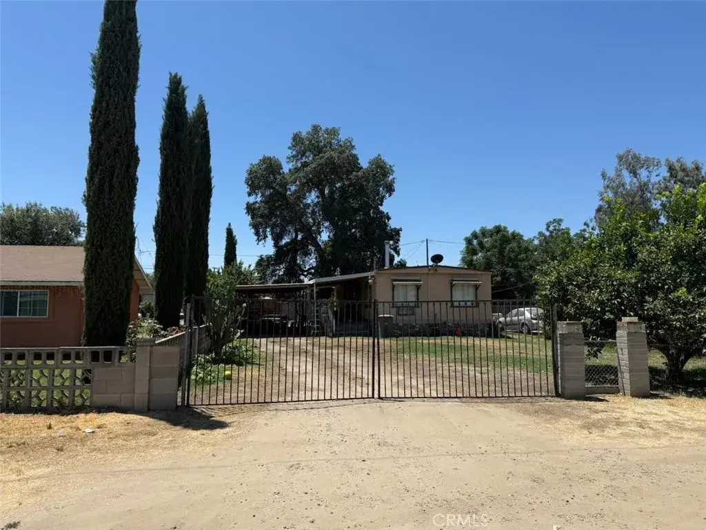 14613 Johnson, Hanford, CA 93230 - #1