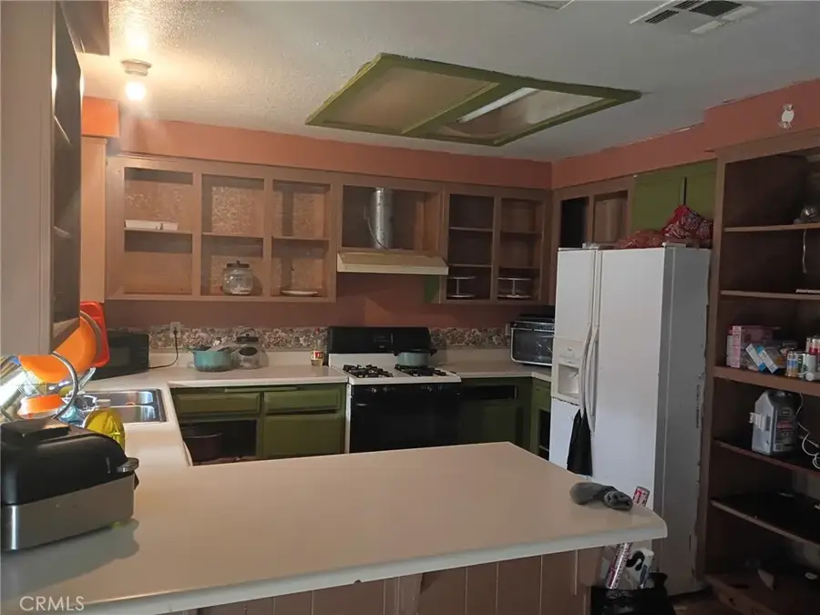 21641 Shaw, California City, CA 93505 - #3