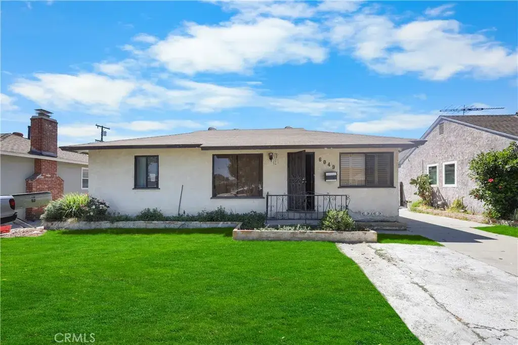 6049 Pennswood Avenue, Lakewood, CA 90712 - #1