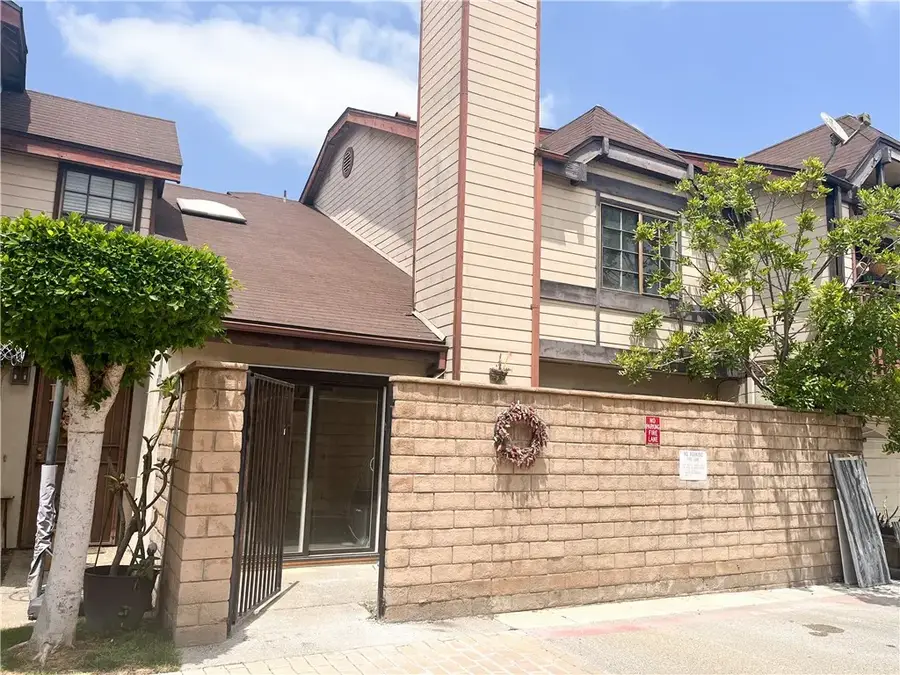 6060 Oak Street #E, Huntington Park, CA 90255 - #2