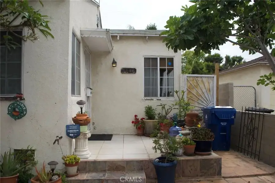 4130 Redwood Avenue, Los Angeles, CA 90066 - #2