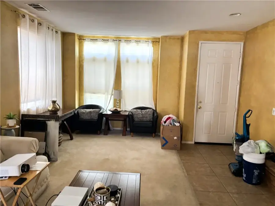 4042 W Avenue J9, Lancaster, CA 93536 - #3