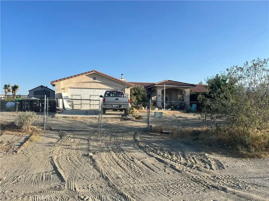 2825 Del Rosa, Phelan, CA 92371 - #2