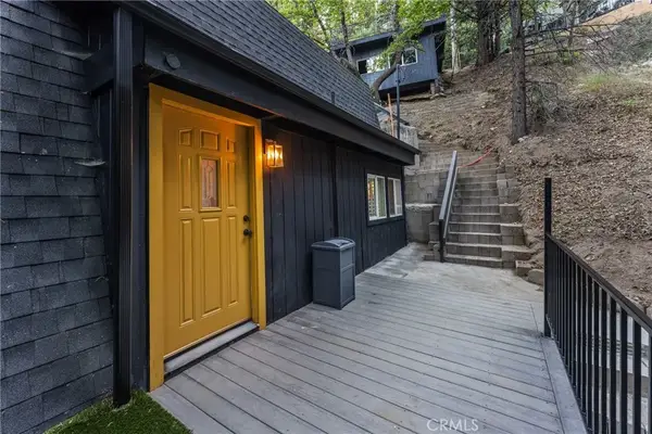 2371 Spring Aok Drive, Running Springs, CA 92382
