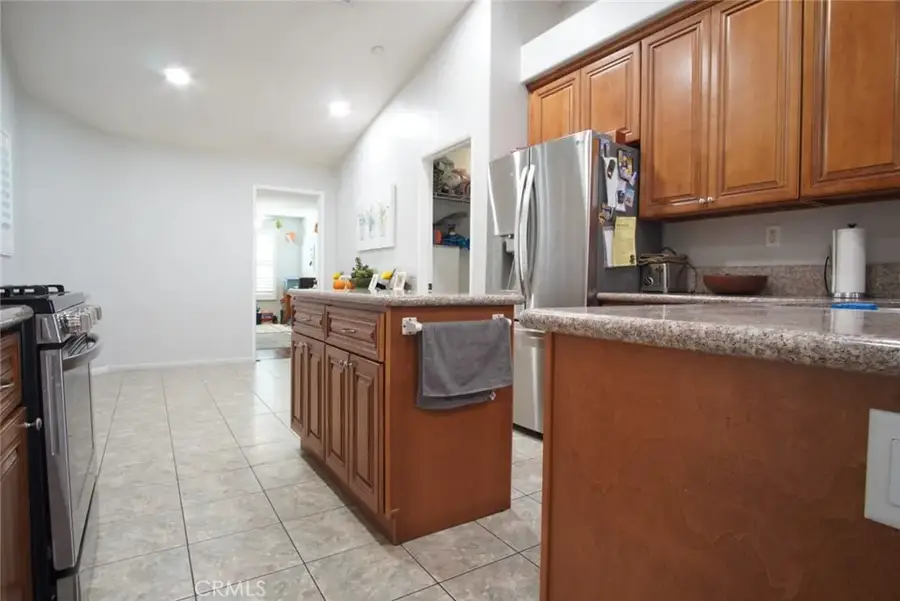 14610 Idaho, Fontana, CA 92336 - #2