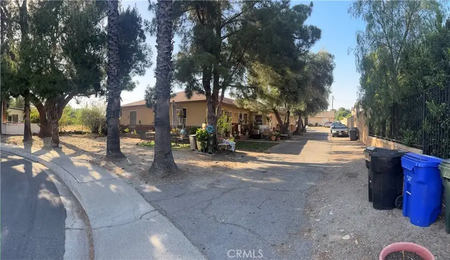 16554 Paine, Fontana, CA 92336 - #2