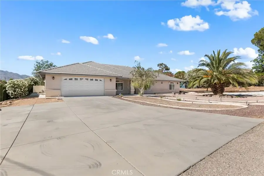18641 Niles, Hesperia, CA 92345 - #2