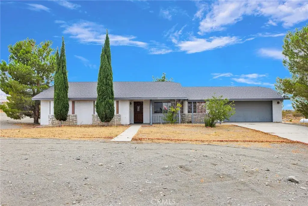 11574 Silver Rock, Pinon Hills, CA 92372 - #1