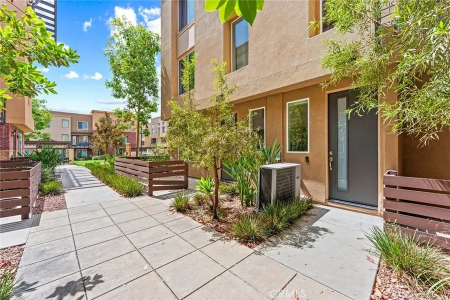 422 W Route 66 #47, Glendora, CA 91740 - #2