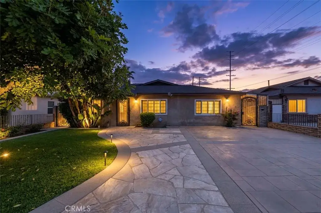 5563 N Fleetwell, Azusa, CA 91702 - #1