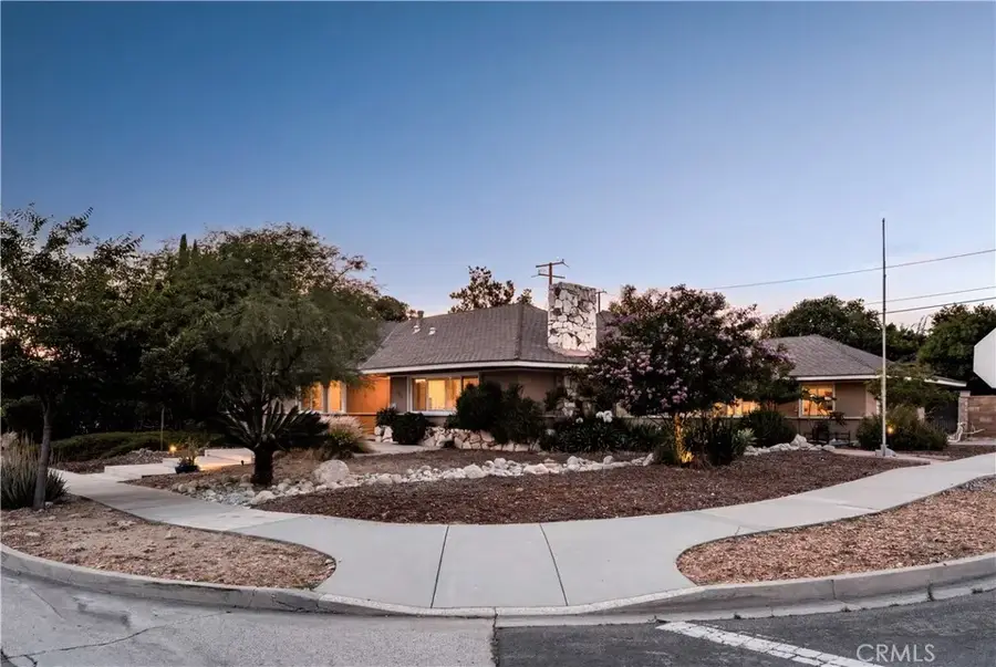 909 Reed Drive, Claremont, CA 91711 - #3